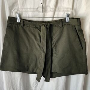 Banana Republic Olive Green Women's Shorts